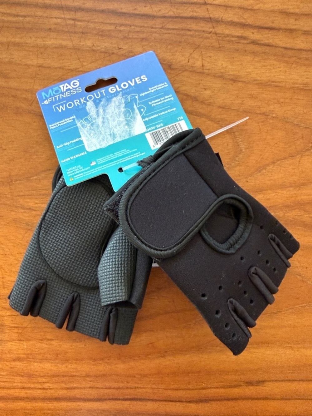 Motag Fitness Workout Gloves NWT Small Black Padded Grip Weight Lifting - Picture 2 of 2